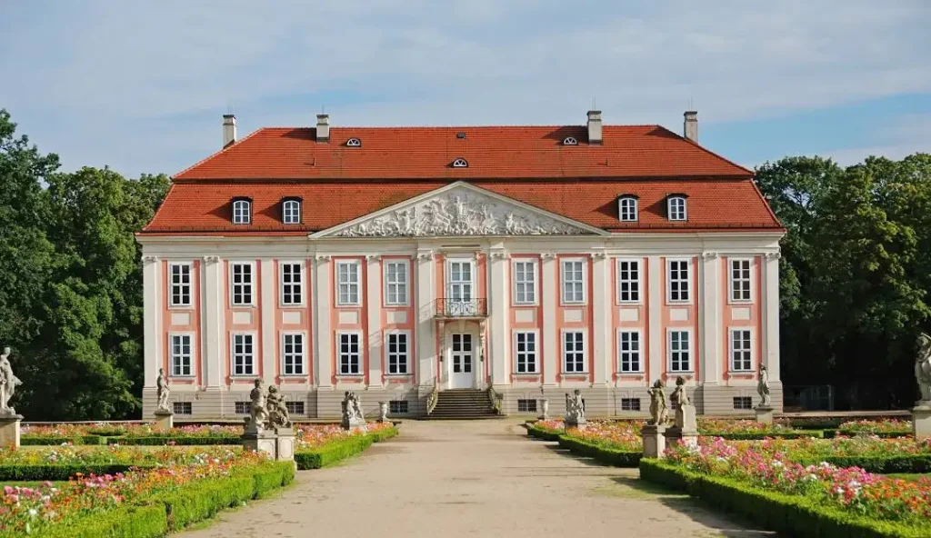 Friedrichsfelde Palace Berlin