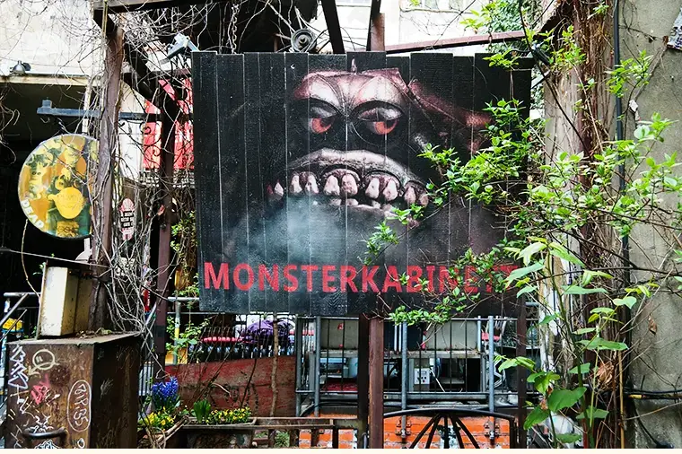 Monsterkabinett